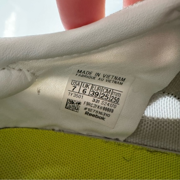 Reebok Classic Leather Legacy‎ Size 7 - Picture 8 of 8